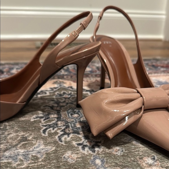 Zara Women's Nude Bow Heels - Picture 2 of 6